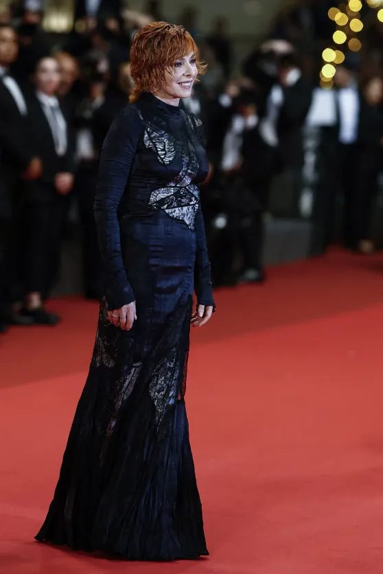 Cannes 221